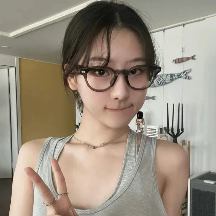 三人新世界粤语